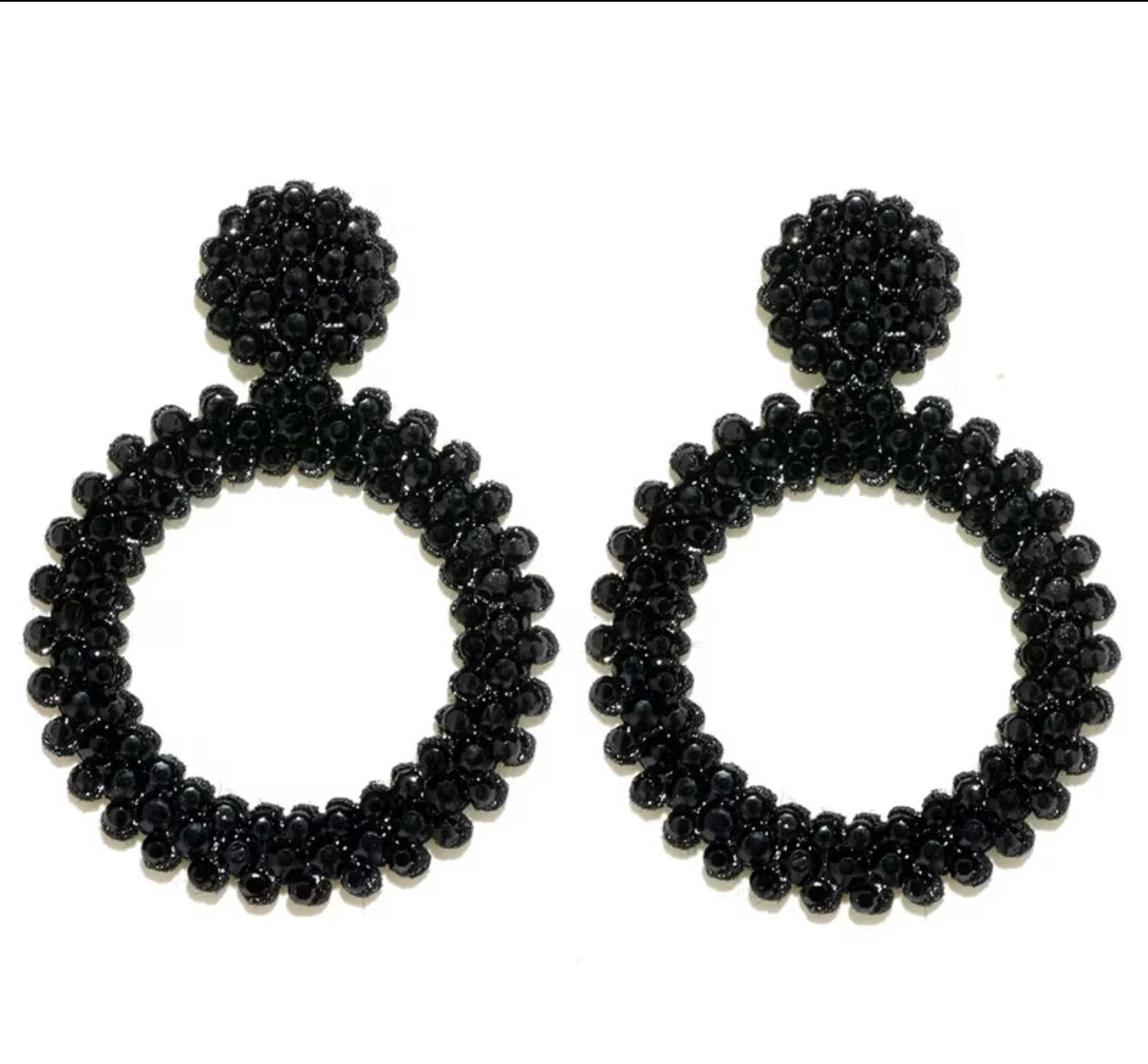 Boucles d'oreilles perles noires et champagne